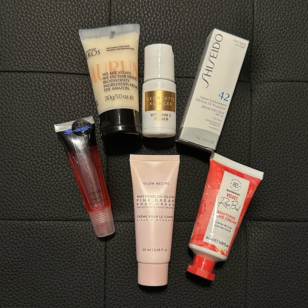 Beauty‎ Samples Bundle
